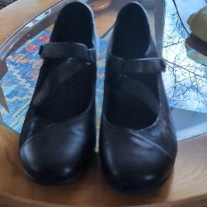 Aravon Black Mary Jane Flats